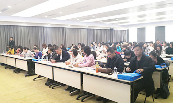助力企業(yè)發(fā)展，預(yù)防社保風(fēng)險(xiǎn)——諾亞人力資源《社保入稅風(fēng)險(xiǎn)分析》公開(kāi)課圓滿舉辦