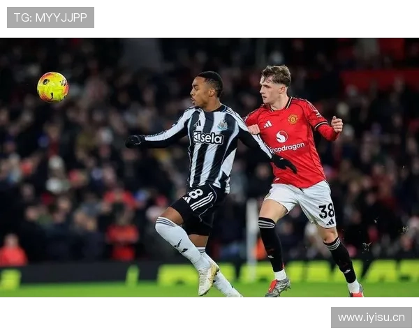 曼联重返欧冠难度加大,已对赛季目标与球队稳定性形成显著制约 曼联重返欧冠难度加大,已对赛季目标与球队稳定性形成显著制约