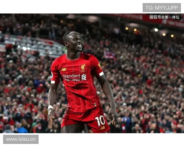 阿什拉夫：从边路突击手到战术核心的地位跃迁